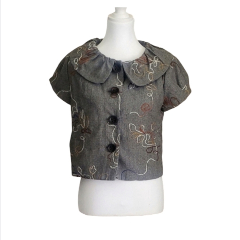 Double Stich Short sleeve coat. Gray size sm